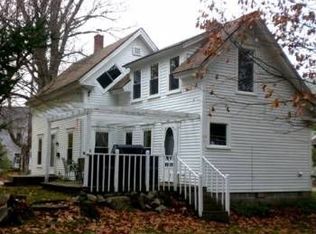 34 Marshall St, Mechanic Falls, ME 04256