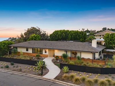 896 La Jolla Rancho Rd, La Jolla, CA, 92037