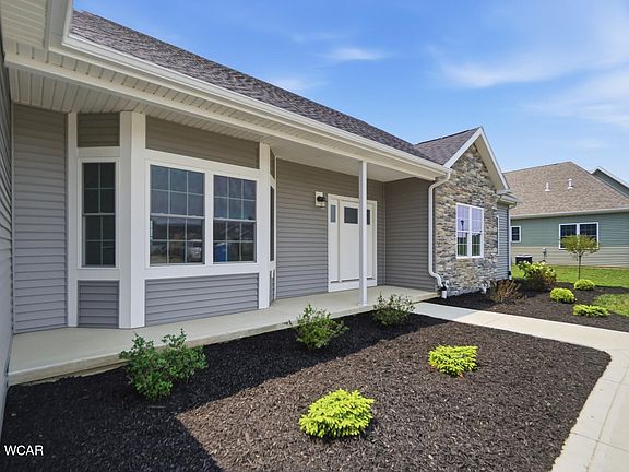 4th image of 103 Saxony Dr