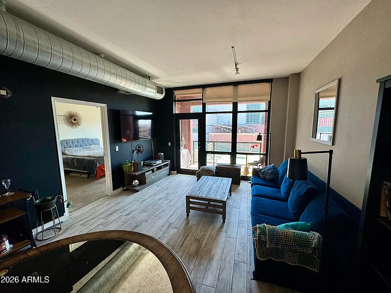 310 S 4th St #607 — Photo 9