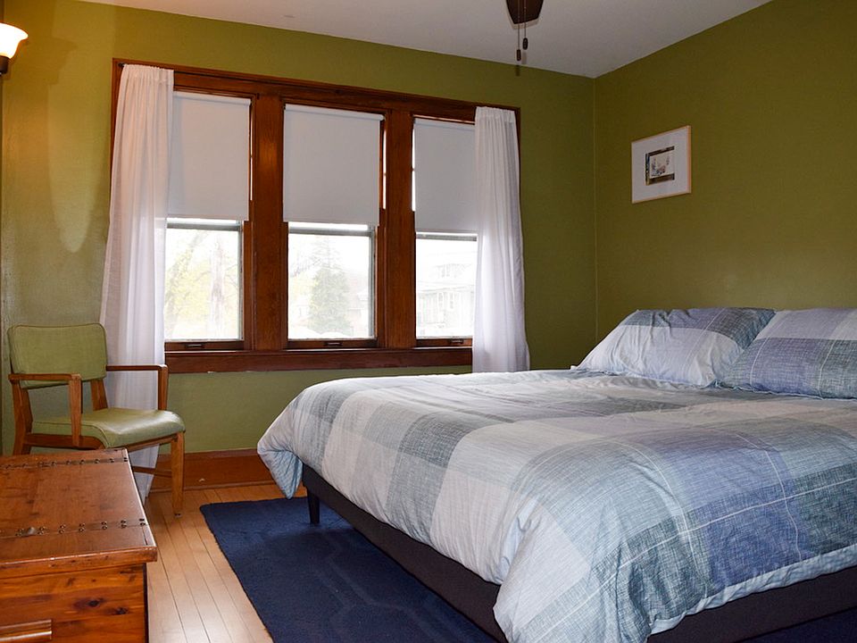 Front Bedroom