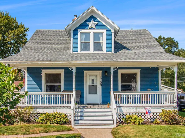 310 Power St, Fowlerville, MI 48836