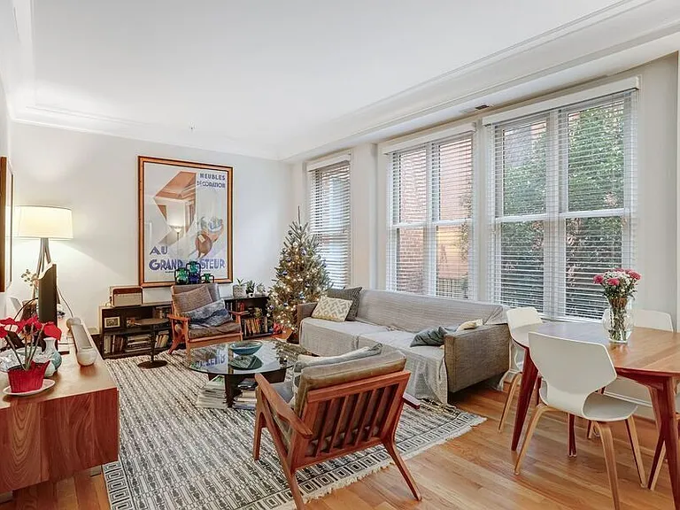 1323 Clifton St NW #13 — Photo 13
