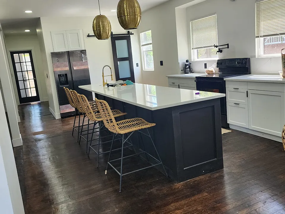 1727 Glynn Ct