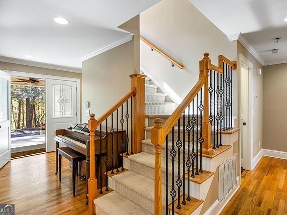 3rd image of 1505 Old John Ward Rd SW