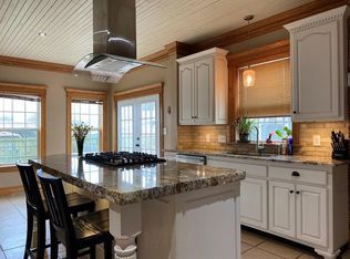 611 N 8th St, Neodesha, KS 66757