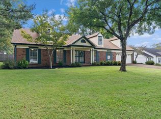 369 Taraview Rd, Collierville, TN 38017