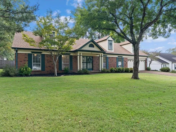 369 Taraview Rd, Collierville, TN 38017