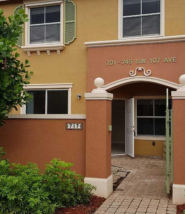 1st image of 717 SW 107th Ave #2203