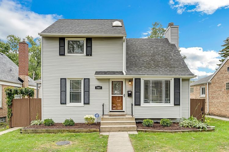 1st image of 7607 W Clarence Ave