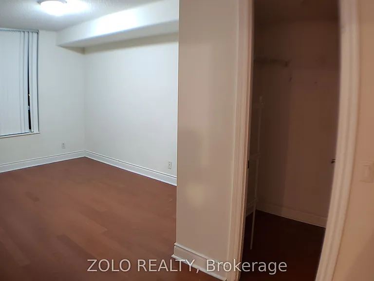 78 Harrison Garden Blvd #511 — Photo 11