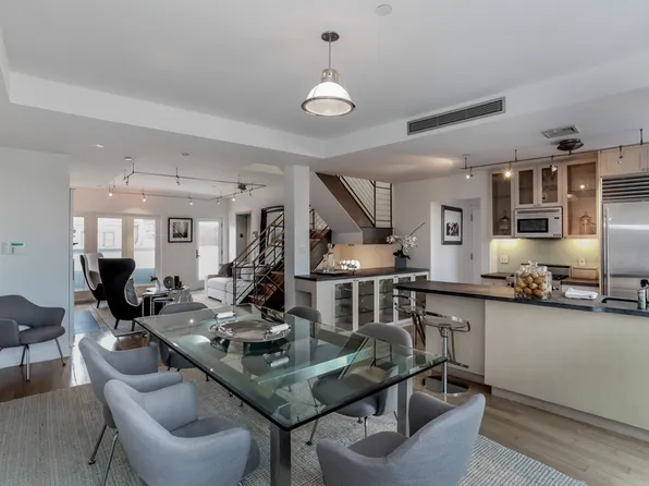 176 Mulberry Street image 1 of 14