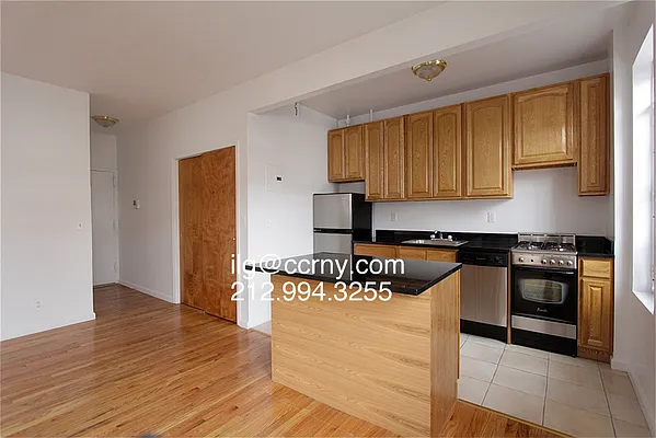 Rented by City Connections Realty | media 9