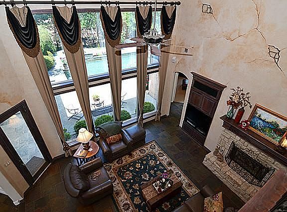 5th image of 2801 Lake Brook Ct