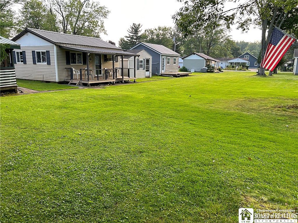 5972 Elmwood Rd, Mayville, NY 14757 MLS R1527132 Zillow