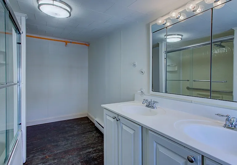515 Locust St #3 — Photo 17