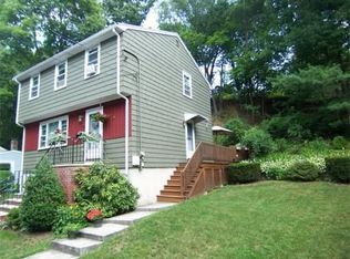 35 Grove Pl, Winchester, MA 01890