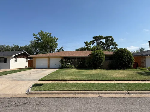 4916 15th St Photo 1