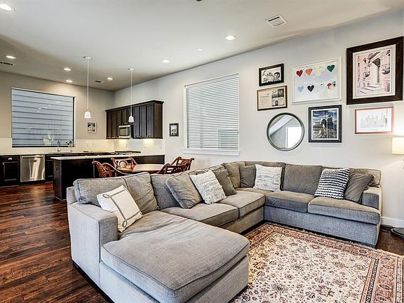 5th image of 938 W 22nd St #C