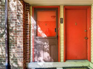 806 Cypress Point Cir, Mount Laurel, NJ 08054