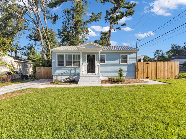 624 E Brookwood Dr, Valdosta, GA 31601