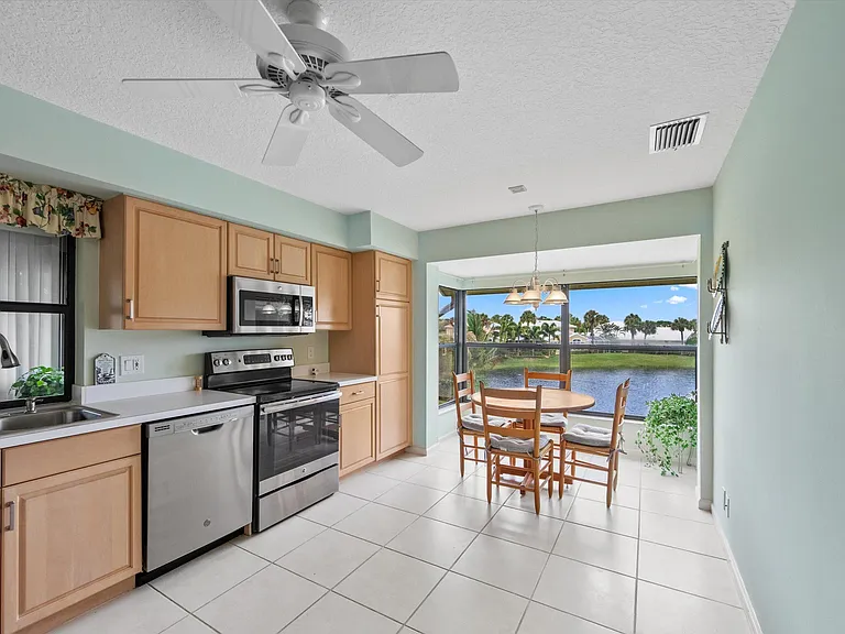 3971 Schooner Pointe Dr #201 — Photo 10