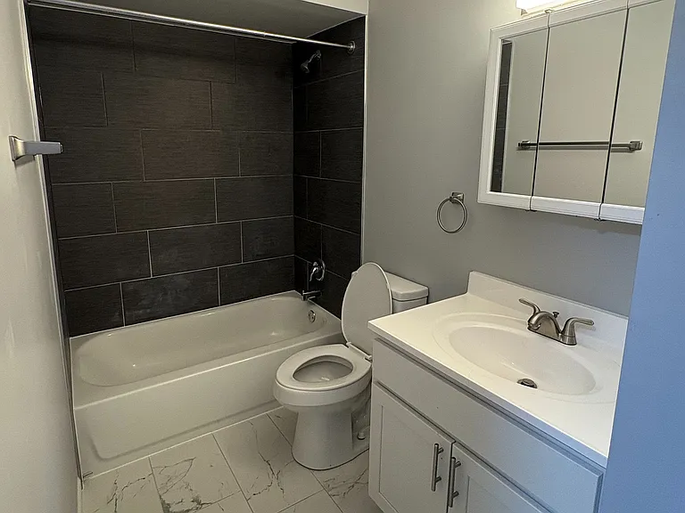 Modern Bathroom