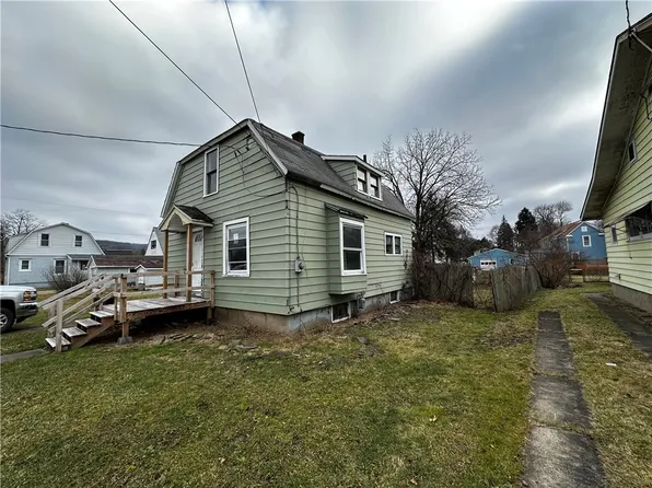 125 W 10th St, Elmira Heights, NY 14903