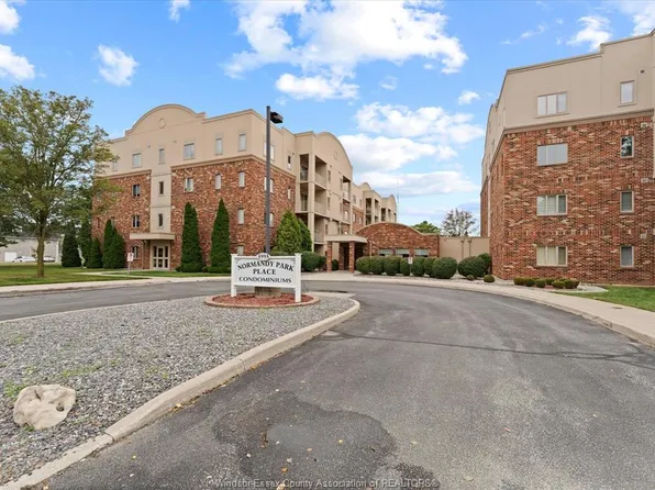 5995 Ellis St #109, Lasalle, ON N9H 2P1