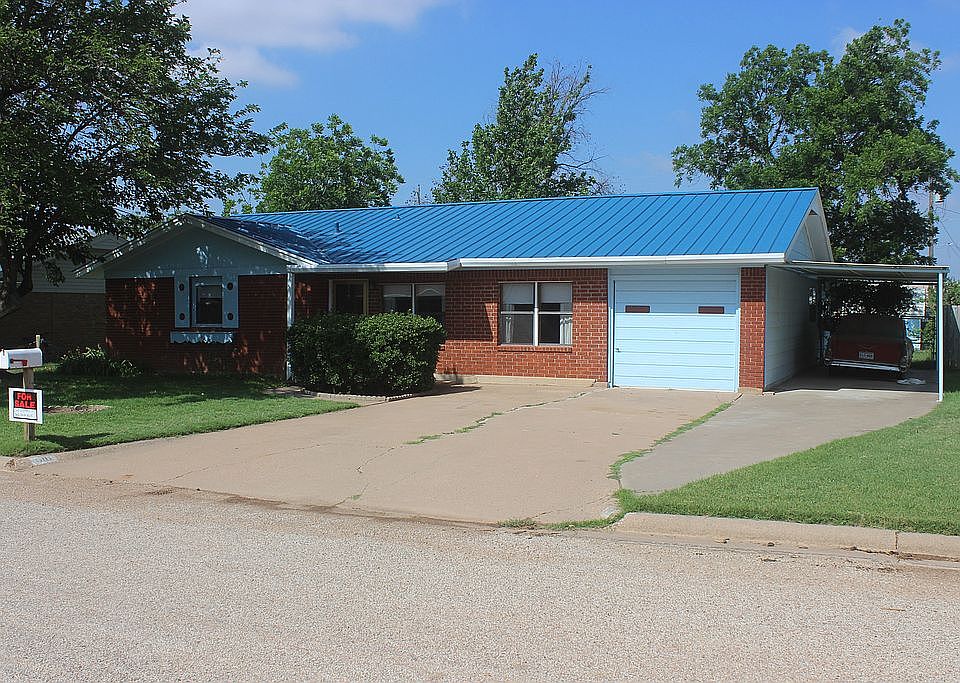 1st image of 610 NW Avenue I