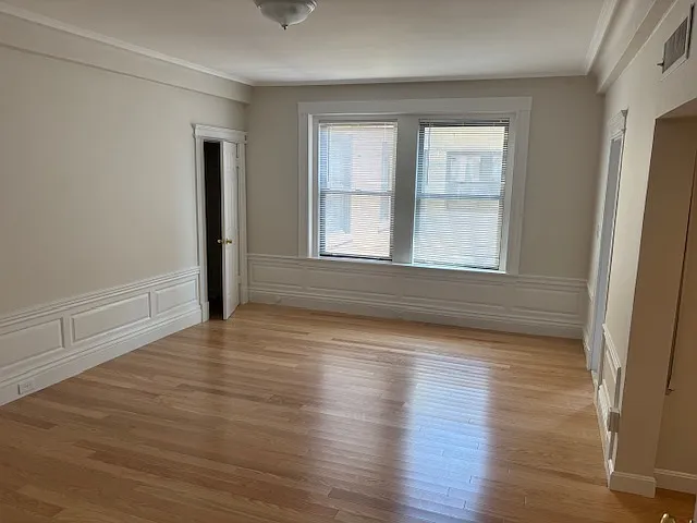 Studio, 650 sqft, $2,400 — Photo 1
