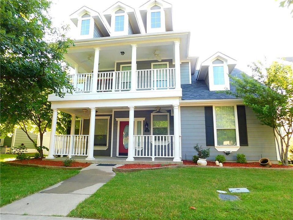 1st image of 1036 Elm Dr