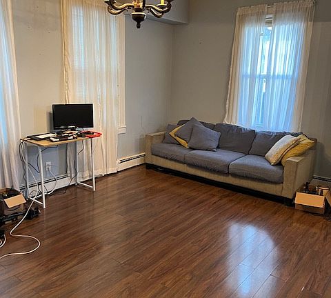 5th image of 3050 41st St #1