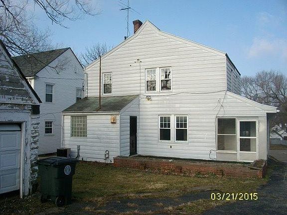 4th image of 2026 Burroughs Dr