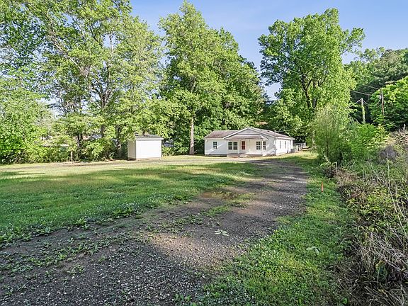 3rd image of 2720 Old Federal Rd S