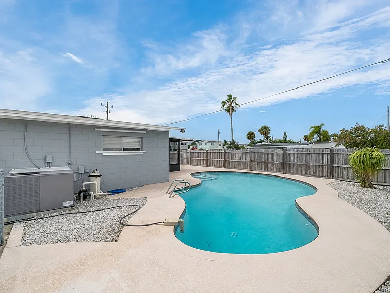 390 Needle Blvd — Photo 25
