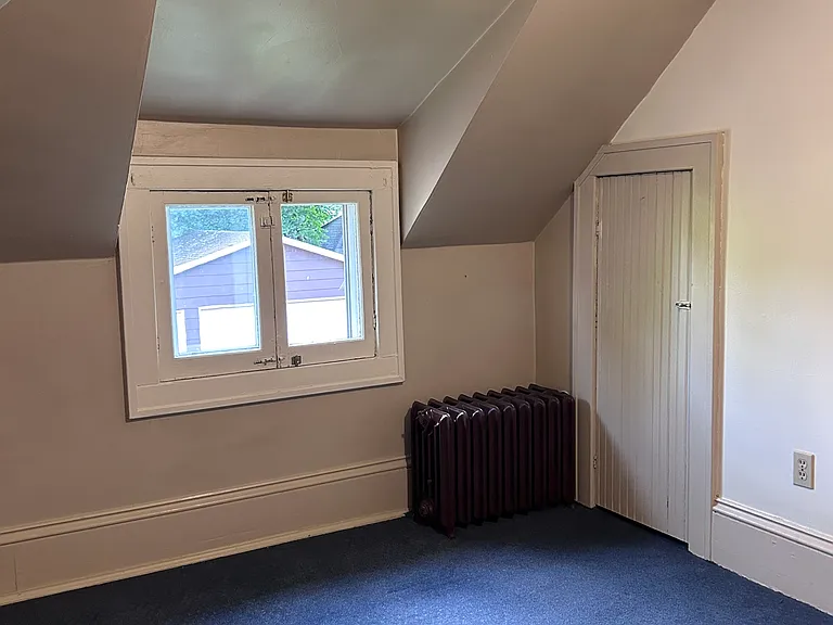 223 W Hewitt Ave — Photo 9