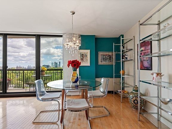 3rd image of 60 Longwood Ave APT 1007