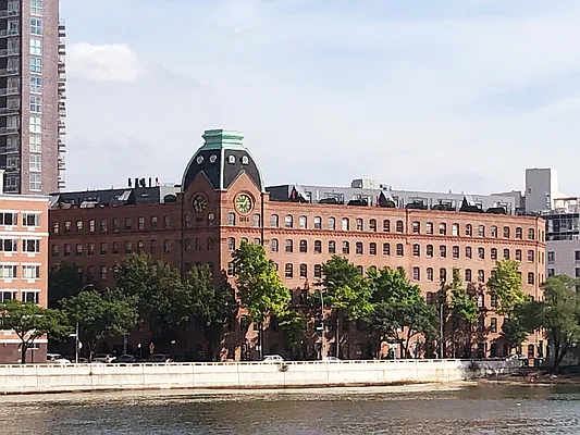 Rented by NY Space Finders Inc. | media 17