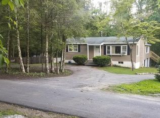 6 Sherry Ln, New Milford, CT 06776
