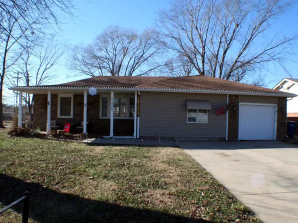 2203 Moyle St, Augusta, KS 67010