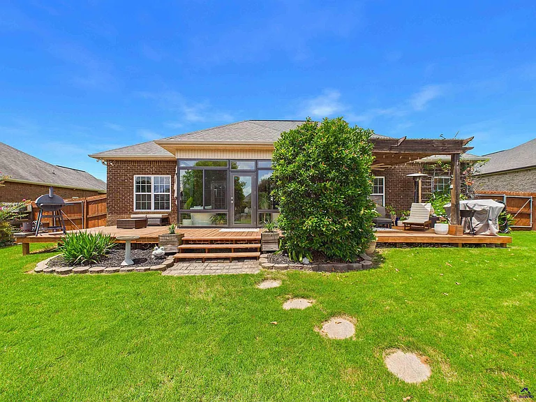 107 Hampton Meadows Dr — Photo 49