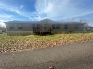 220 Miller Rd, Campobello, SC 29322