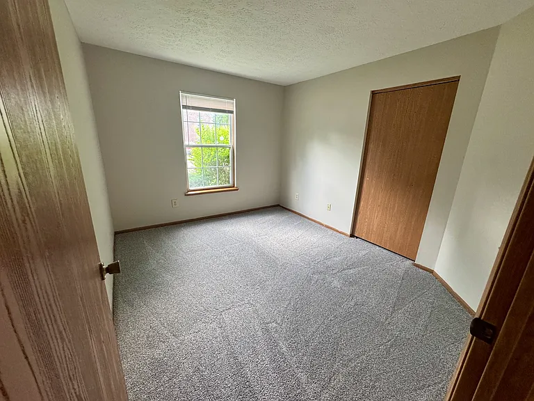 5647 Wellington Woods Blvd — Photo 6