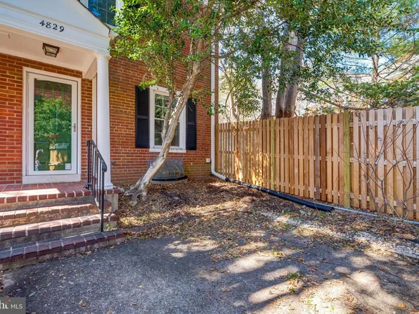 4829 29th St S, Arlington, VA 22206