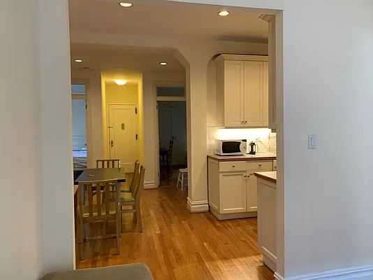 Rented by Oxford Property Group | media 19