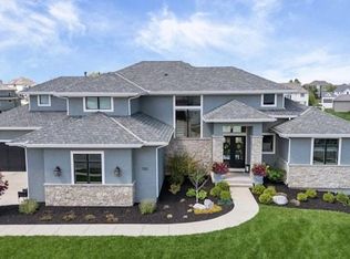 10710 W 173rd Ter, Overland Park, KS 66221