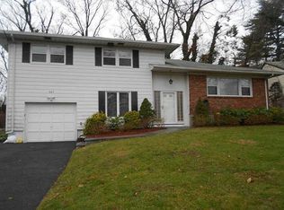 207 Waverly Rd, Scarsdale, NY 10583