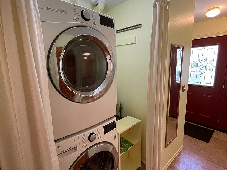 4280 E Aurora Ave — Photo 19