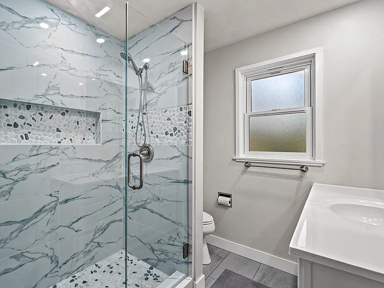 1087 Lariat Ln — Photo 24